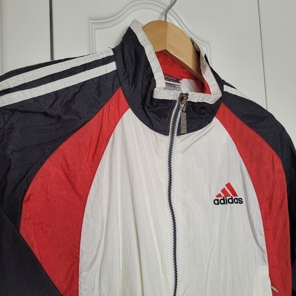 Vintage Adidas Windbreaker Jacket - Picture 8 of 11